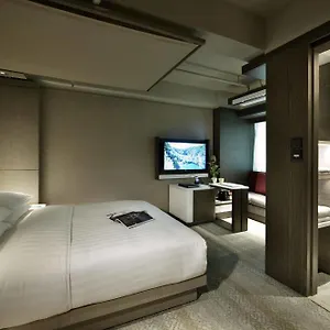 Xi *** Hong Kong